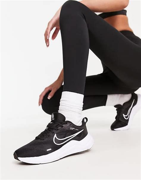 nike shoes downshifter damen schwarzweiß|nike men's downshifter sneaker.